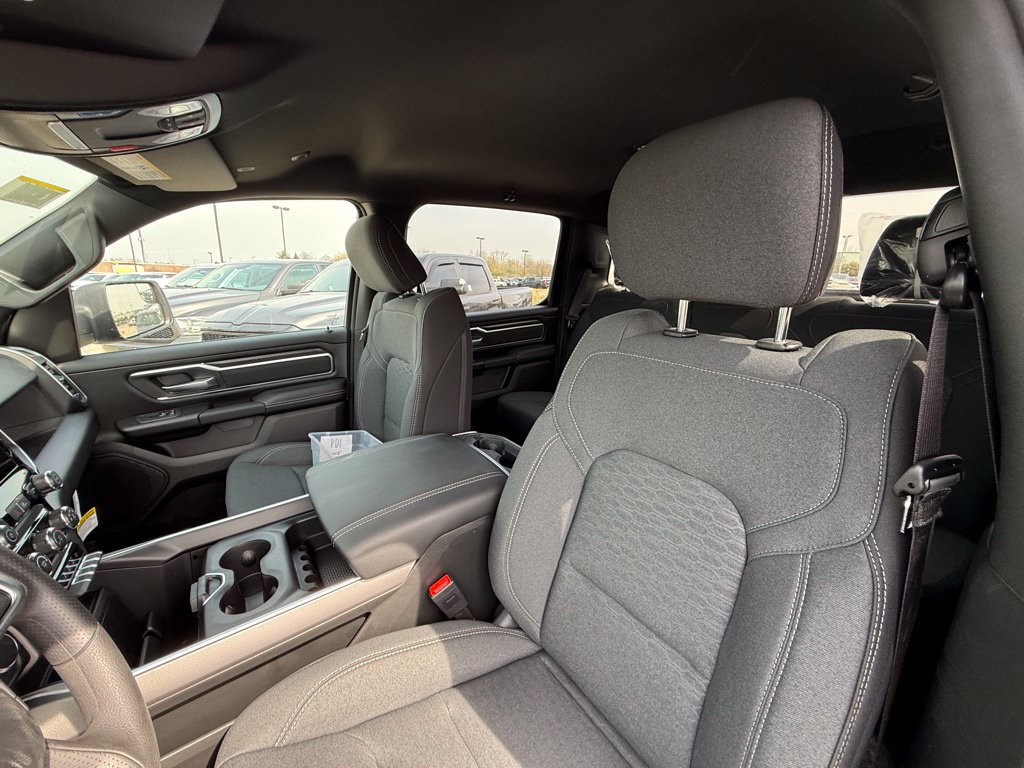 New 2026 RAM 1500 Big Horn AWD/4WD image 14