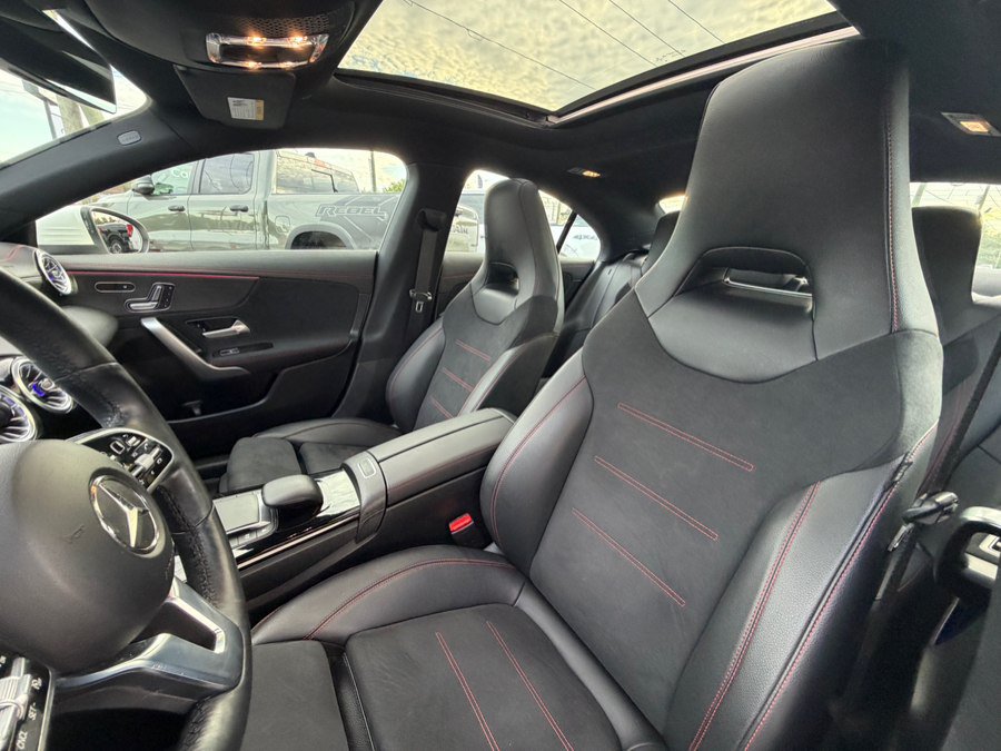 Used 2023 Mercedes-Benz CLA 250 4MATIC image 24