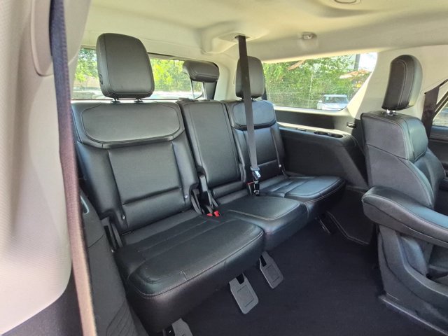 Used 2025 Ford Expedition Max Platinum AWD/4WD image 25