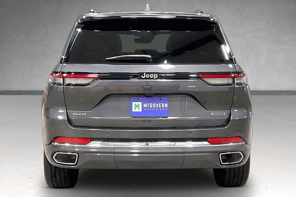Used 2022 Jeep Grand Cherokee Overland AWD/4WD image 6