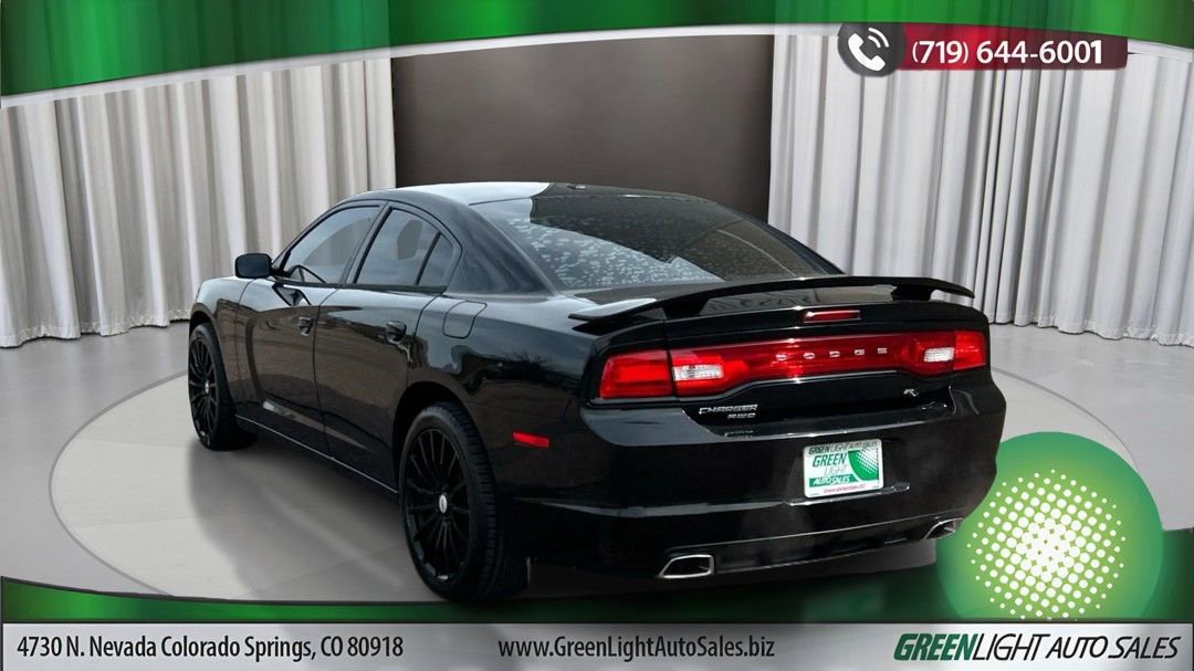 Used 2013 Dodge Charger SXT image 3
