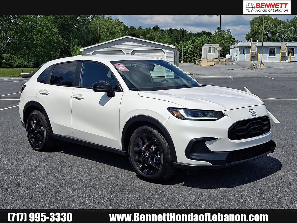 Used 2025 Honda HR-V Sport image 1