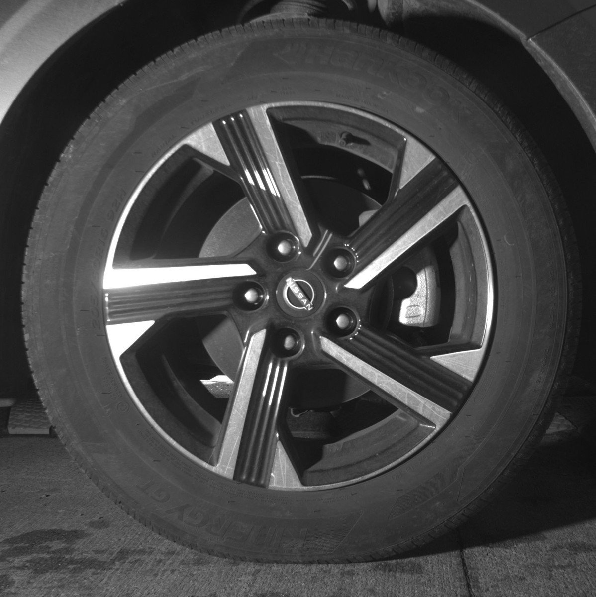 Used 2025 Nissan Sentra SV FWD image 13