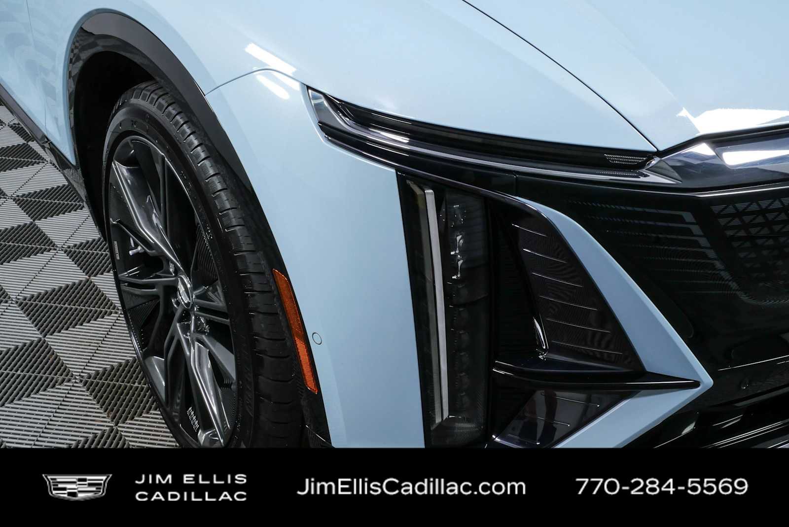 Used 2024 Cadillac Lyriq Sport RWD image 36