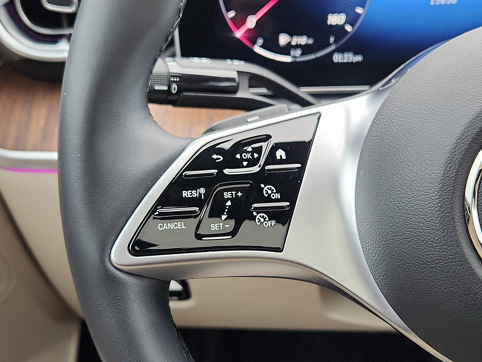 Certified 2022 Mercedes-Benz C 300 4MATIC Sedan image 24