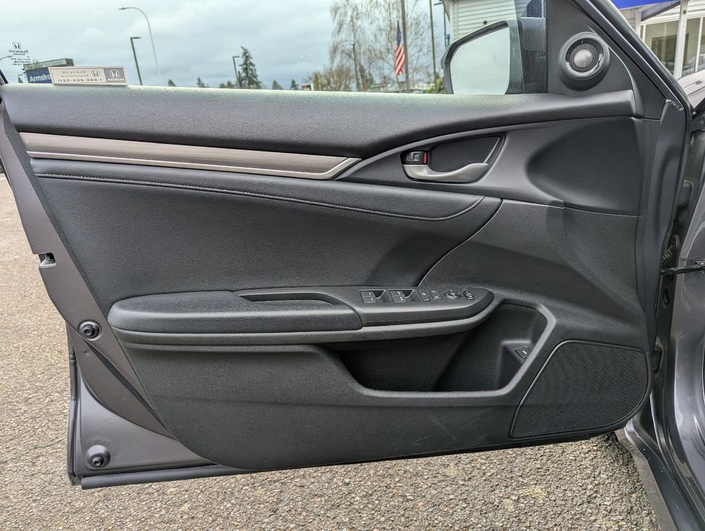 Used 2020 Honda Civic Touring image 10