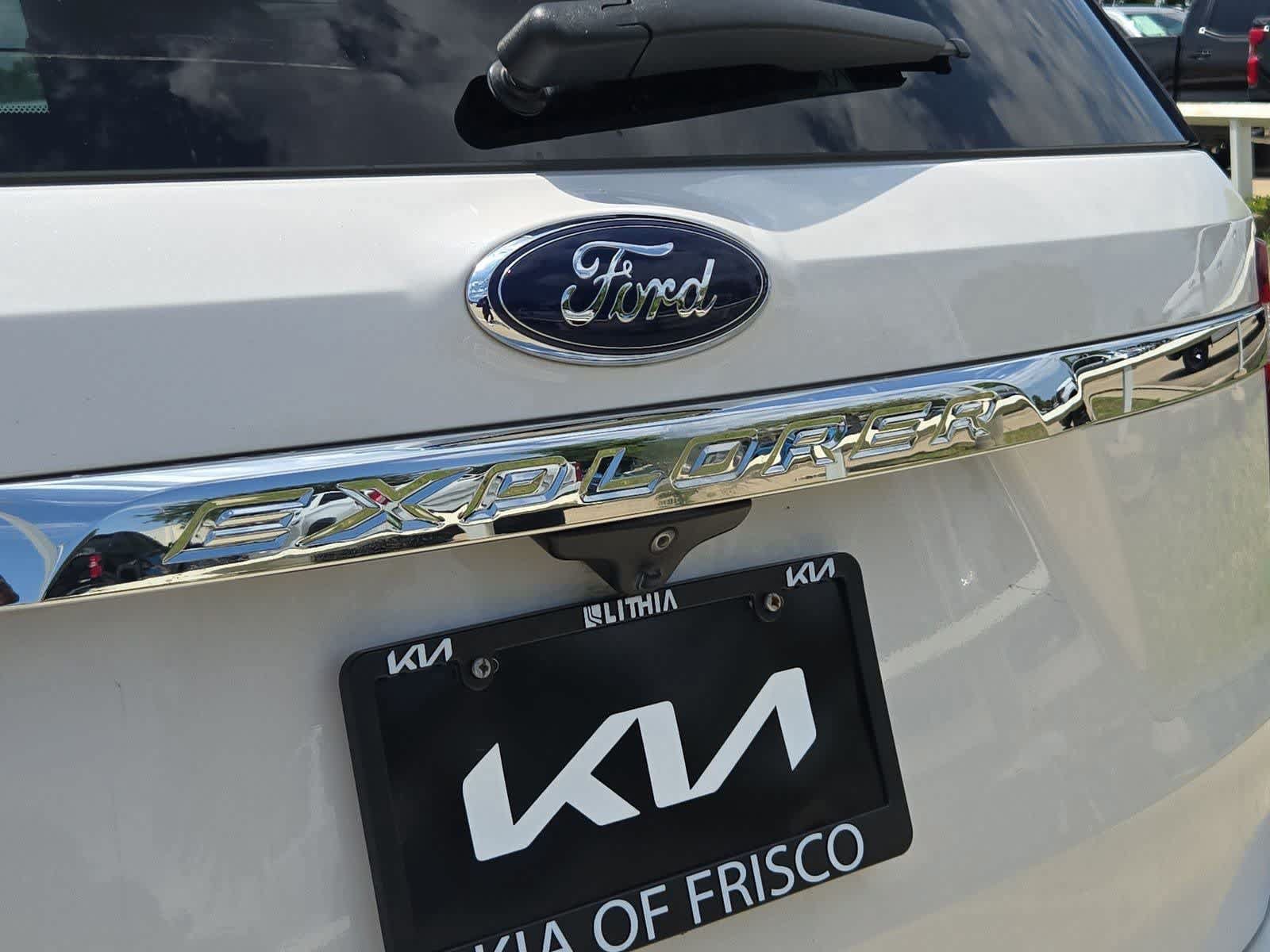Used 2017 Ford Explorer Limited FWD image 12