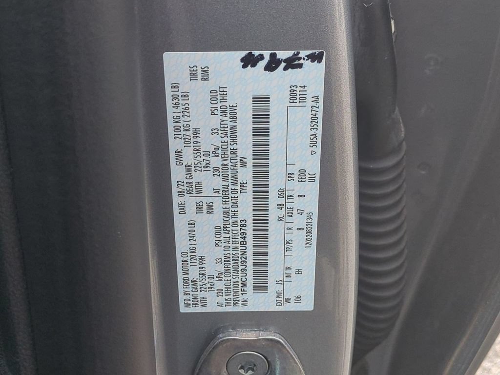Used 2022 Ford Escape Titanium w/ Class II Trailer Tow Package AWD/4WD image 47
