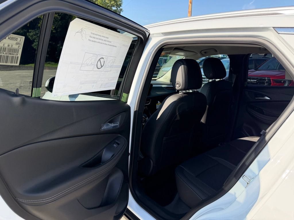 New 2026 Buick Encore GX Preferred w/ Comfort Package AWD/4WD image 11