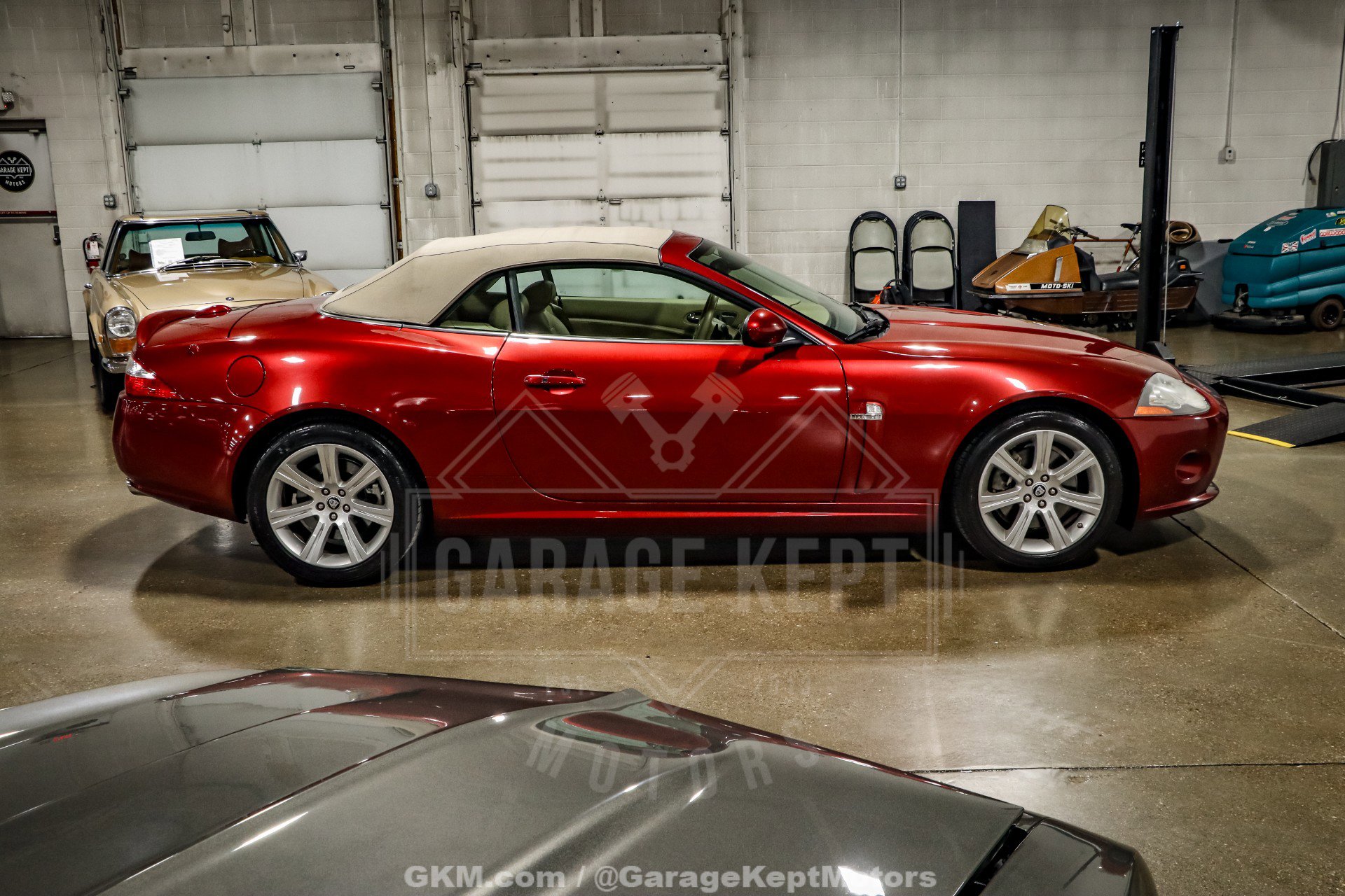 Used 2007 Jaguar XK Convertible image 8