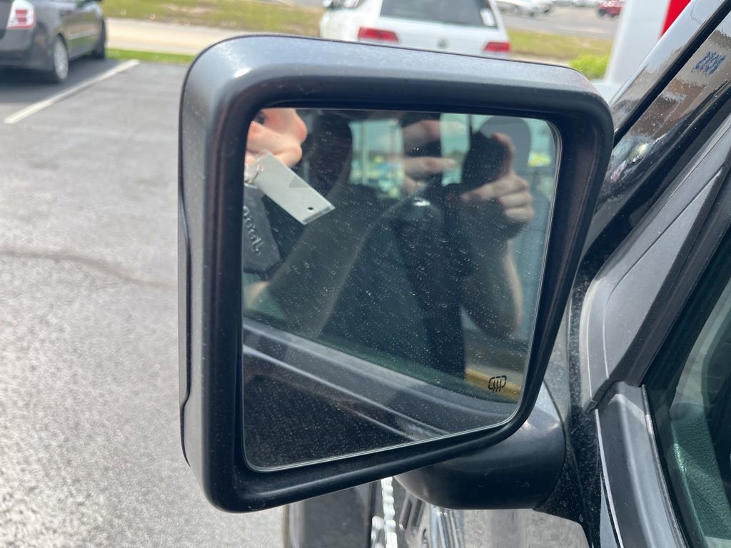 Used 2024 Jeep Wrangler Sahara w/ Technology Group image 16