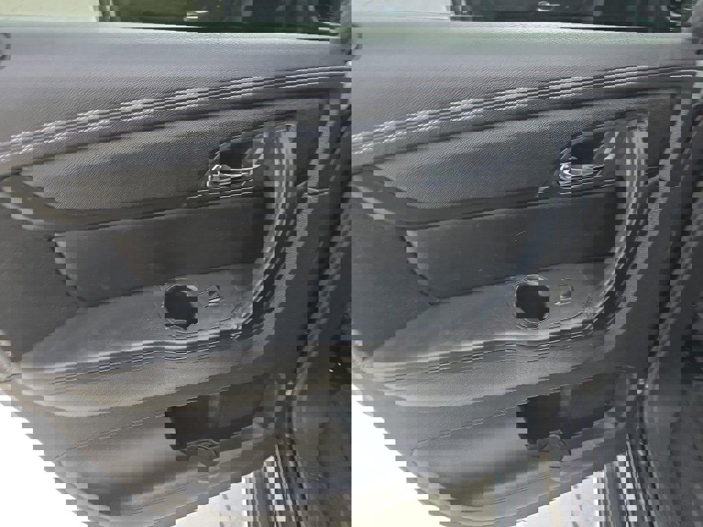 Used 2015 Chevrolet Traverse LT w/ Style and Technology Package image 17