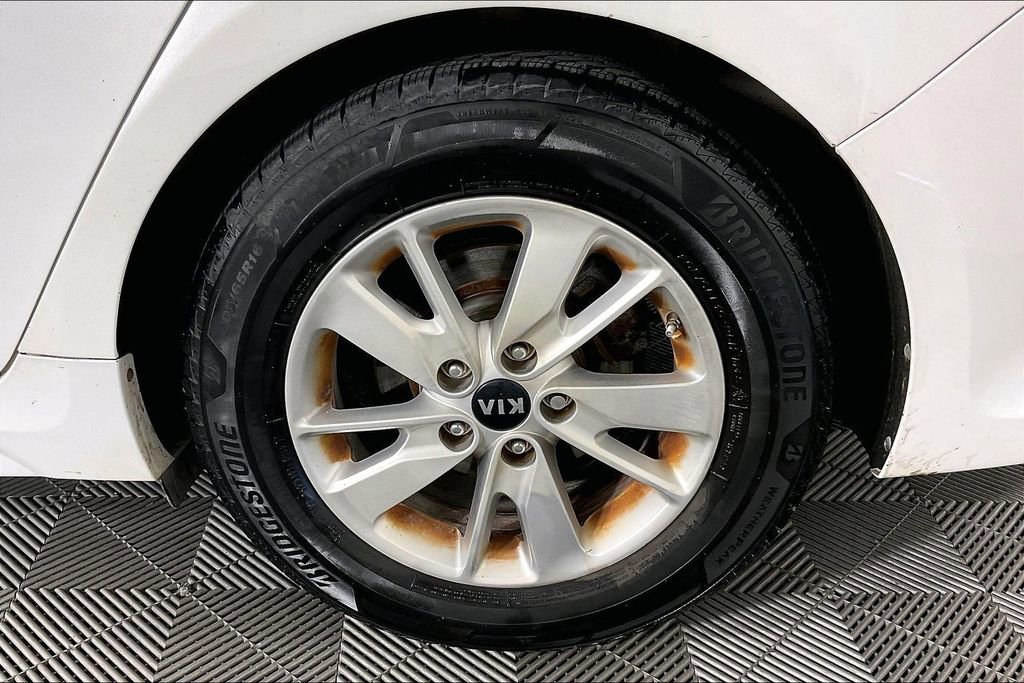 Used 2016 Kia Optima LX image 11