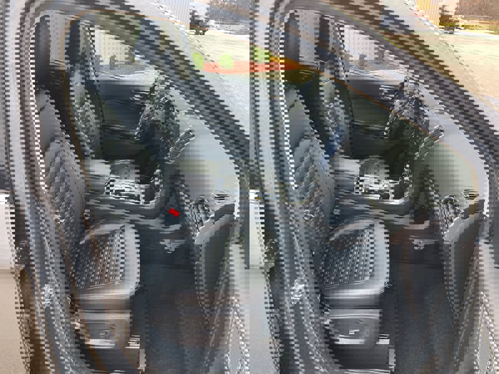 Certified 2024 Ford Edge SEL w/ Convenience Package image 17