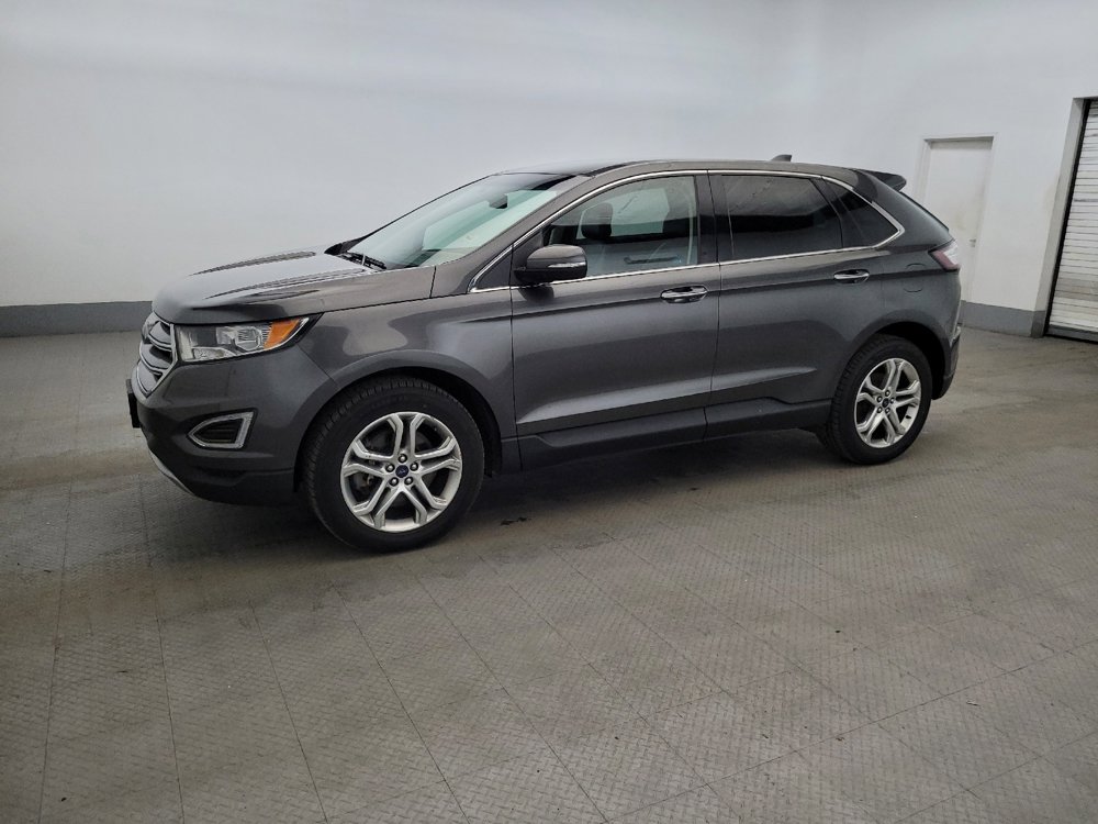 Used 2018 Ford Edge Titanium AWD/4WD image 2