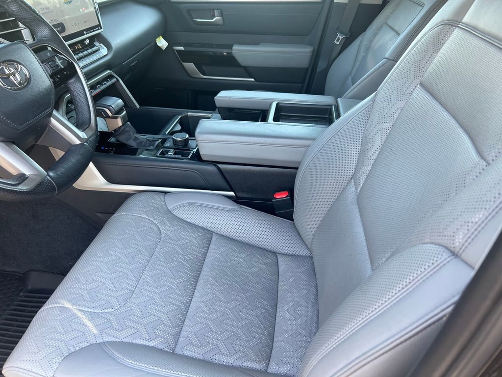 Used 2023 Toyota Tundra Limited AWD/4WD image 11