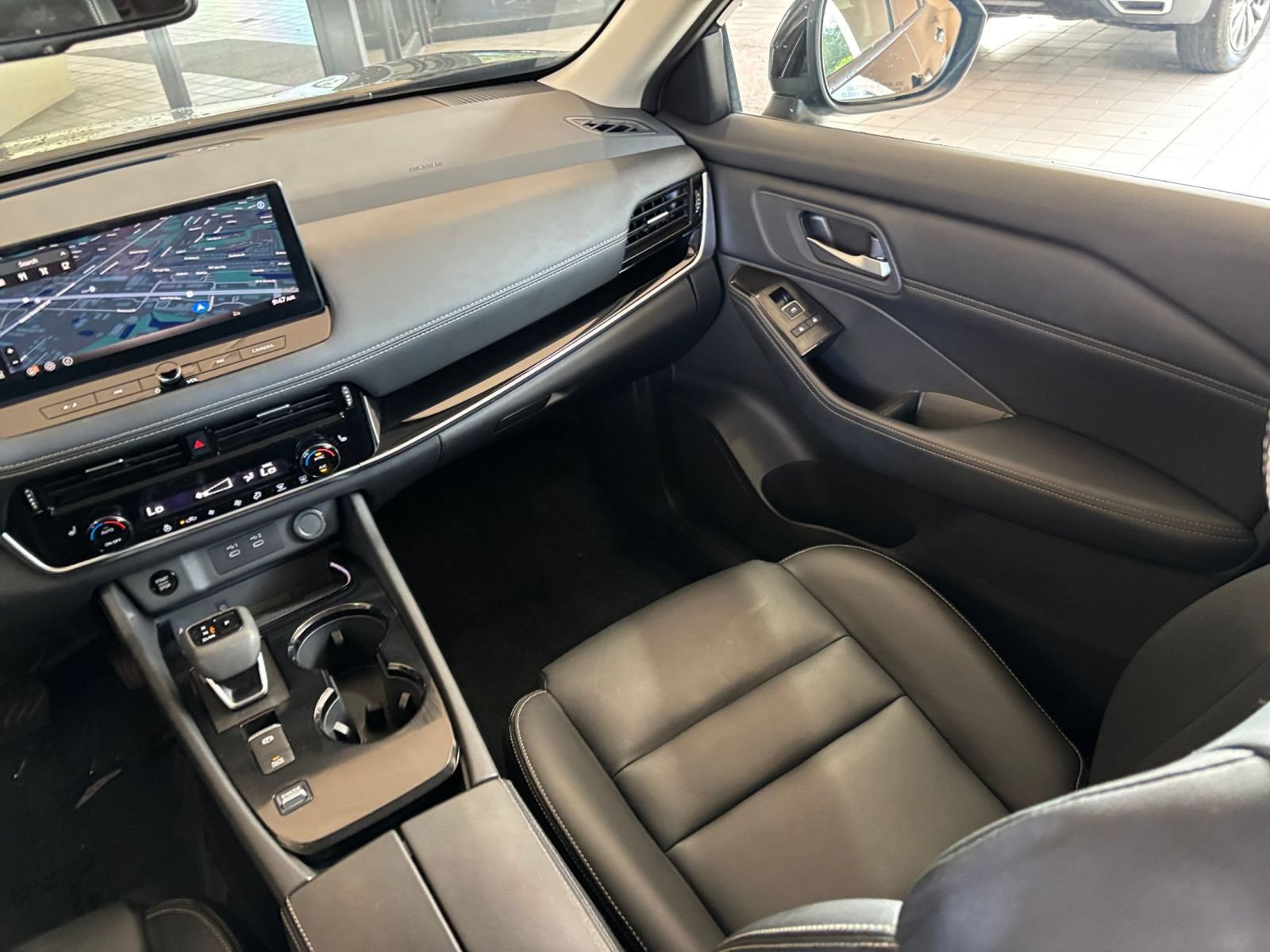 Used 2026 Nissan Rogue SL FWD image 37