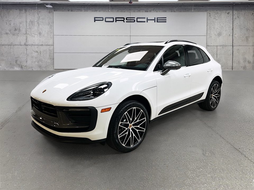 New 2026 Porsche Macan Turbo AWD/4WD image 1