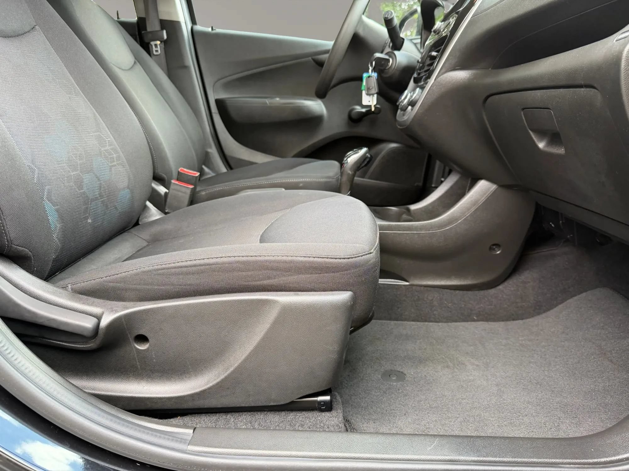Used 2018 Chevrolet Spark LS FWD image 33