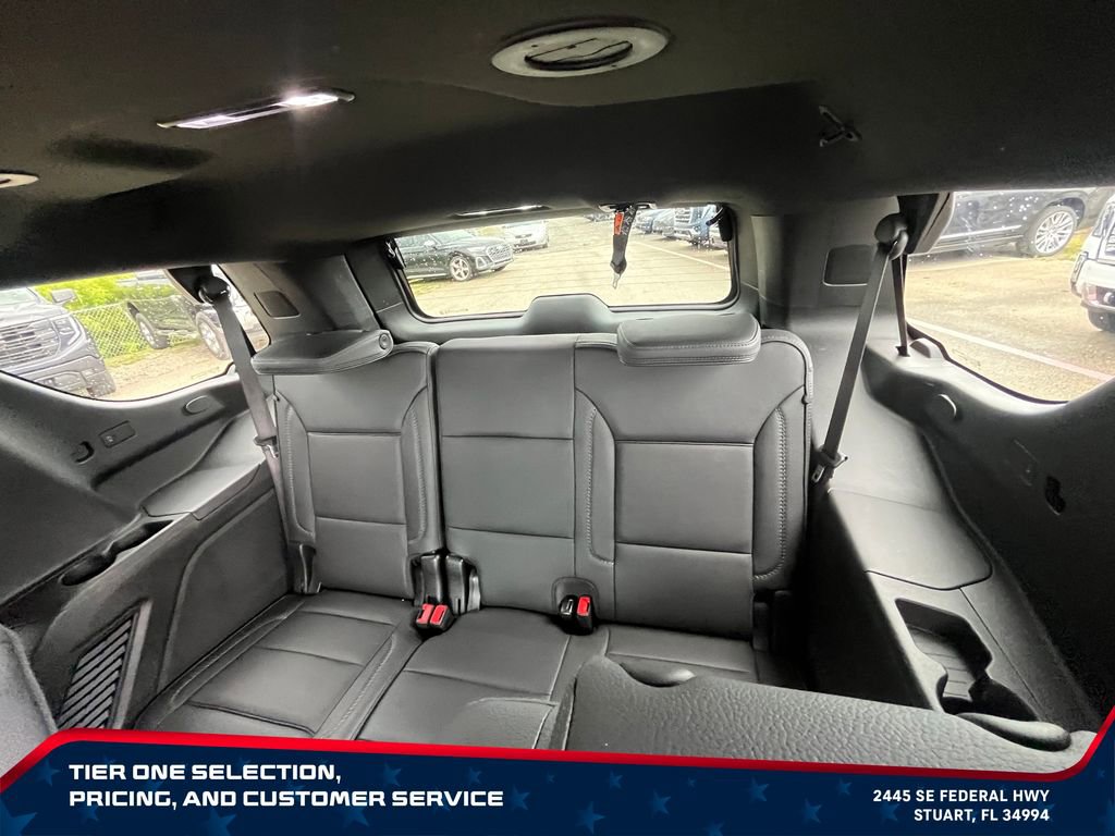 Used 2025 GMC Yukon Denali AWD/4WD image 30