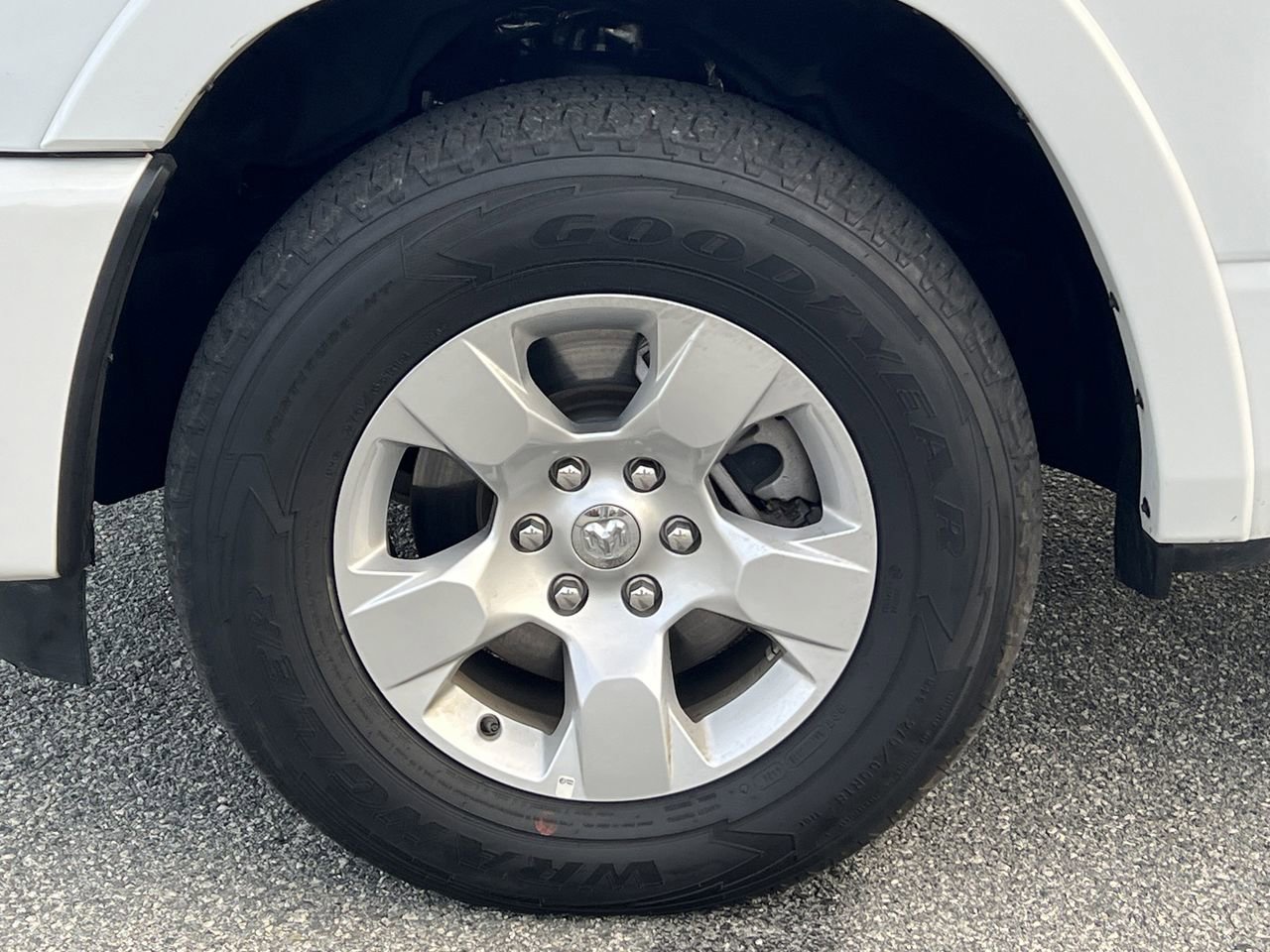 Used 2025 RAM 1500 Big Horn image 39