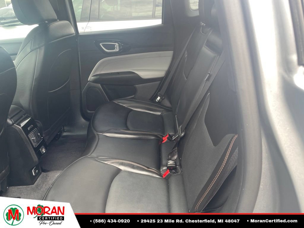 Used 2023 Jeep Compass Limited AWD/4WD image 8