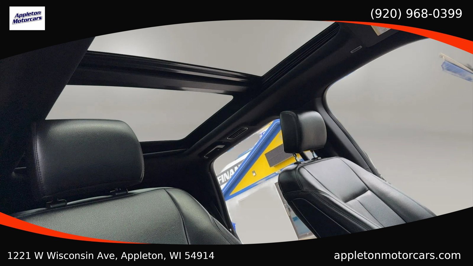 Used 2019 Ford Expedition XLT w/ Equipment Group 202A AWD/4WD image 27