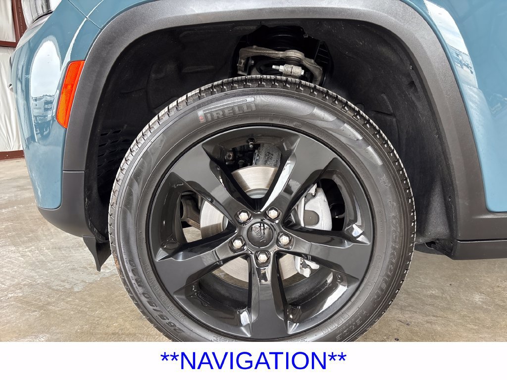 Used 2026 Jeep Grand Cherokee Limited w/ Limited Altitude Package AWD/4WD image 9