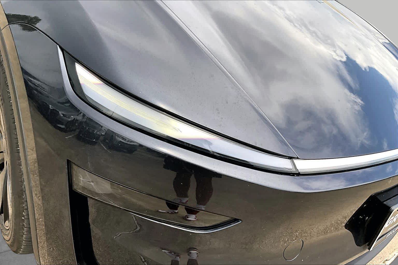 Used 2026 Tesla Model Y 2WD image 24
