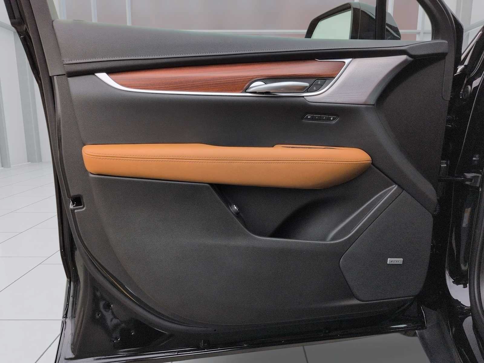 New 2026 Cadillac XT5 Premium Luxury w/ Driver Assist Package FWD image 10