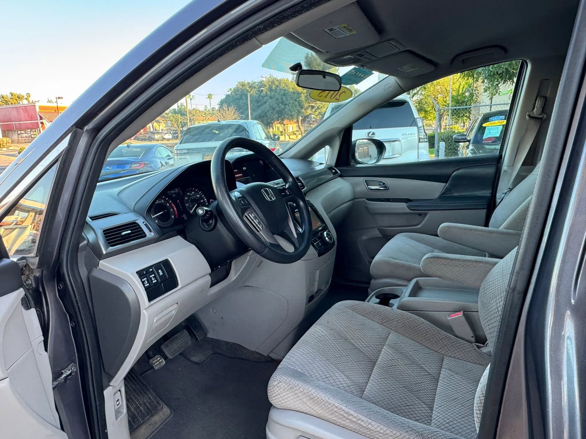 Used 2015 Honda Odyssey EX image 13