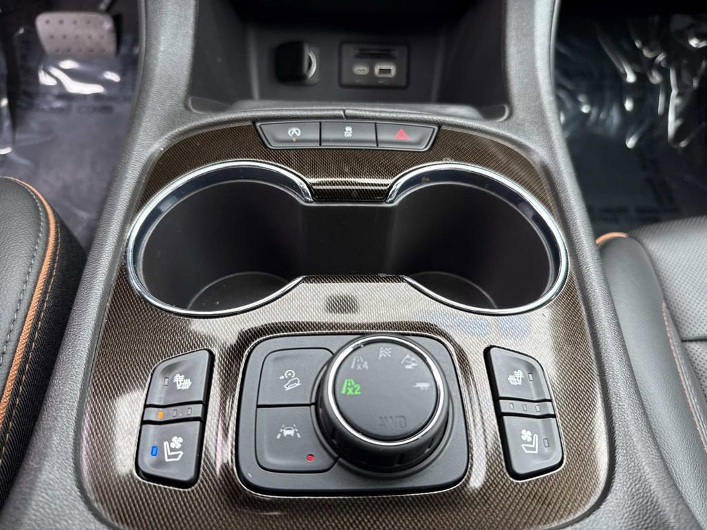 Used 2023 GMC Acadia AT4 w/ Preferred Package image 35