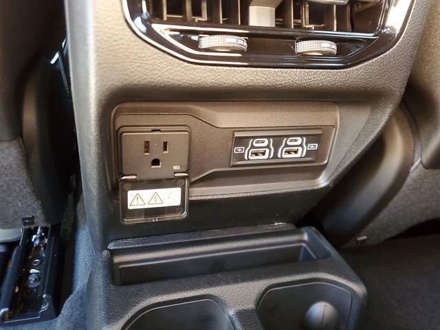 New 2025 Jeep Grand Cherokee L Altitude image 12