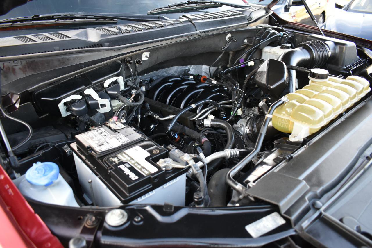 Used 2019 Ford F150 Lariat w/ Equipment Group 502A Luxury AWD/4WD image 47