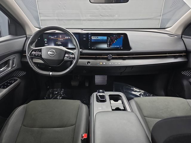 Used 2023 Nissan Ariya AWD image 21