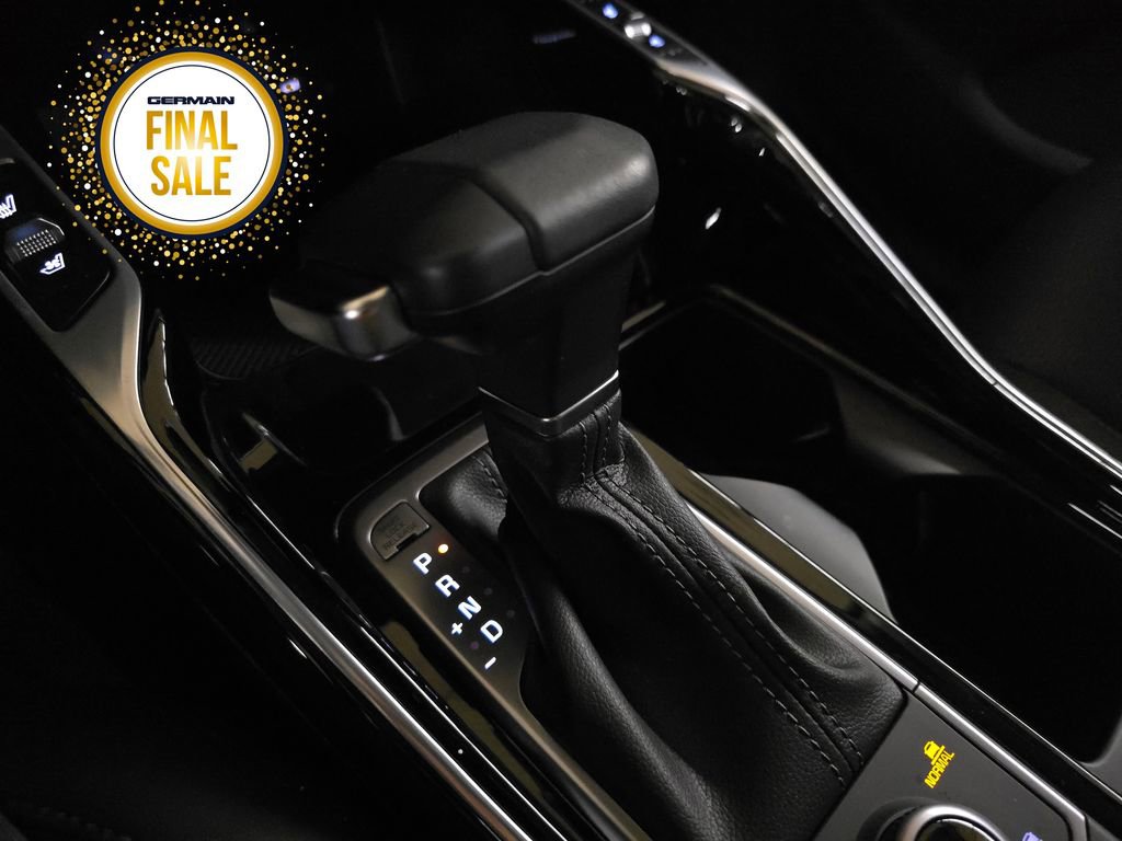 Certified 2025 Kia Sorento SX image 23