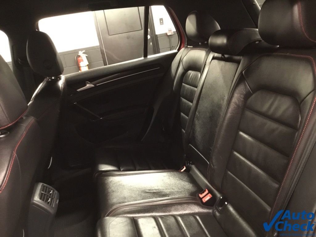 Used 2015 Volkswagen GTI SE w/ Lighting Package (SEL) FWD image 29