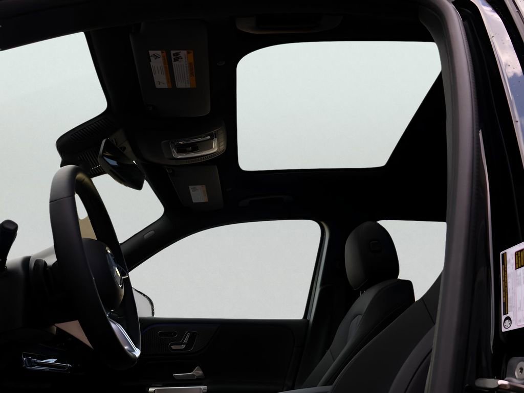 Certified 2025 Mercedes-Benz GLB 250 4MATIC image 39