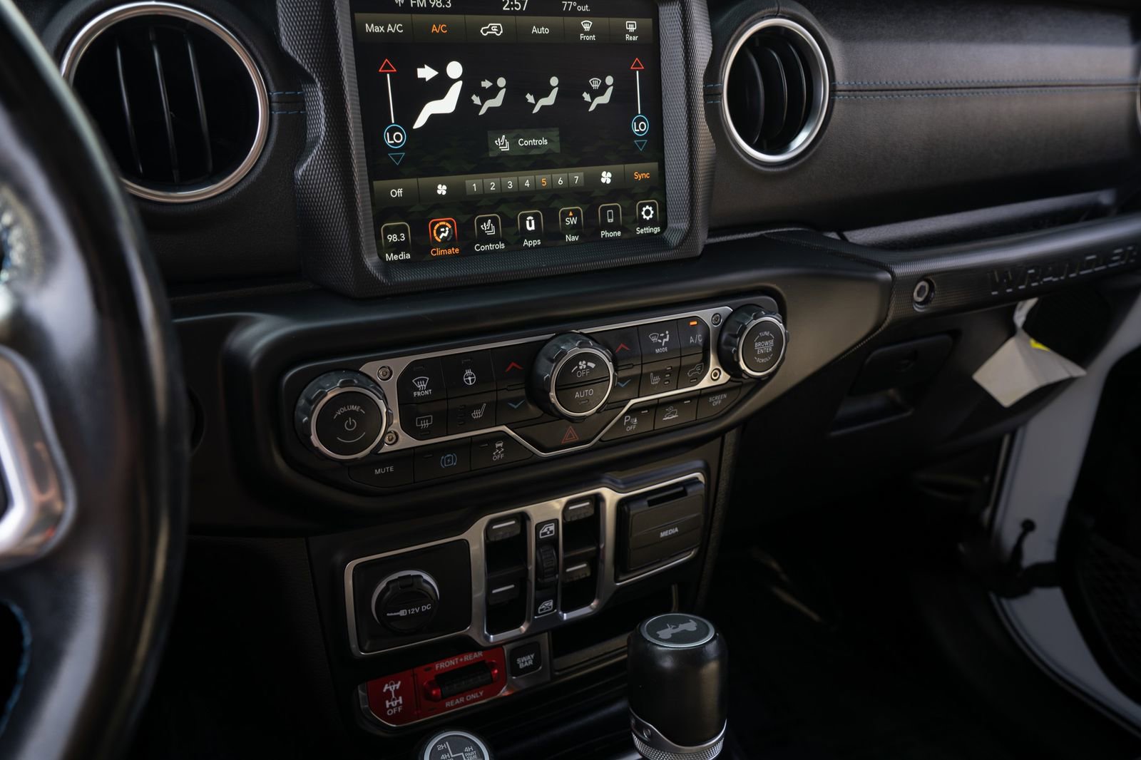 Used 2021 Jeep Wrangler Unlimited Rubicon 4xe w/ Dual Top Group image 25