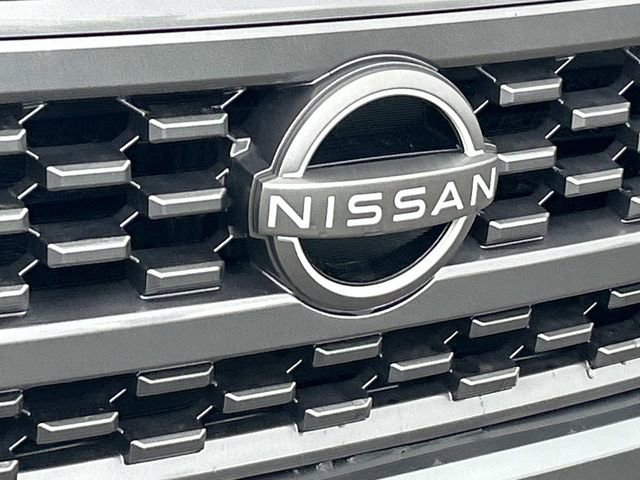 Used 2025 Nissan Frontier SV w/ SV Convenience Package AWD/4WD image 11