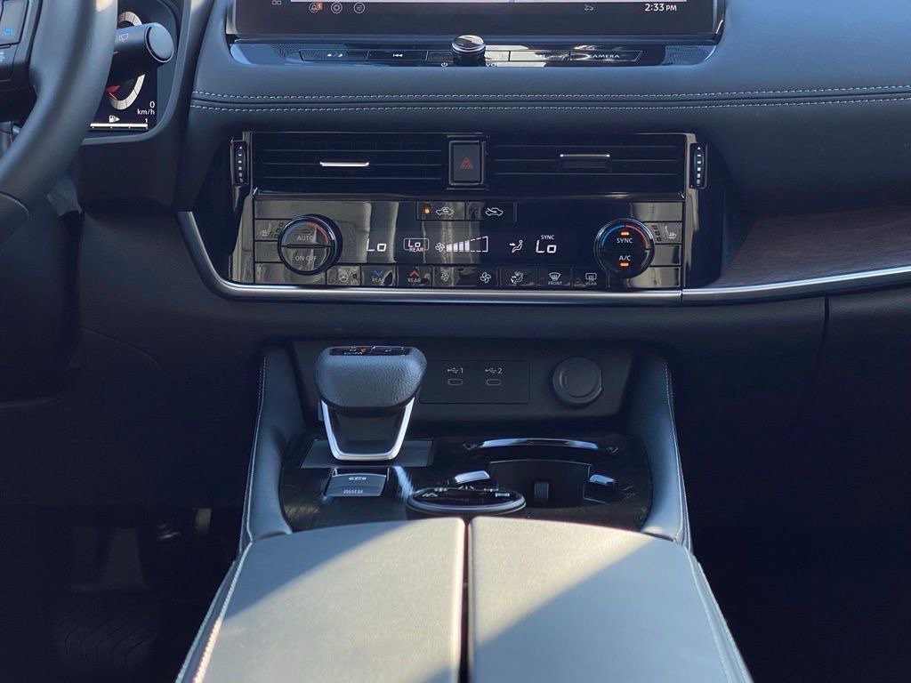 New 2026 Nissan Rogue Platinum w/ Platinum Premium Package AWD/4WD image 26