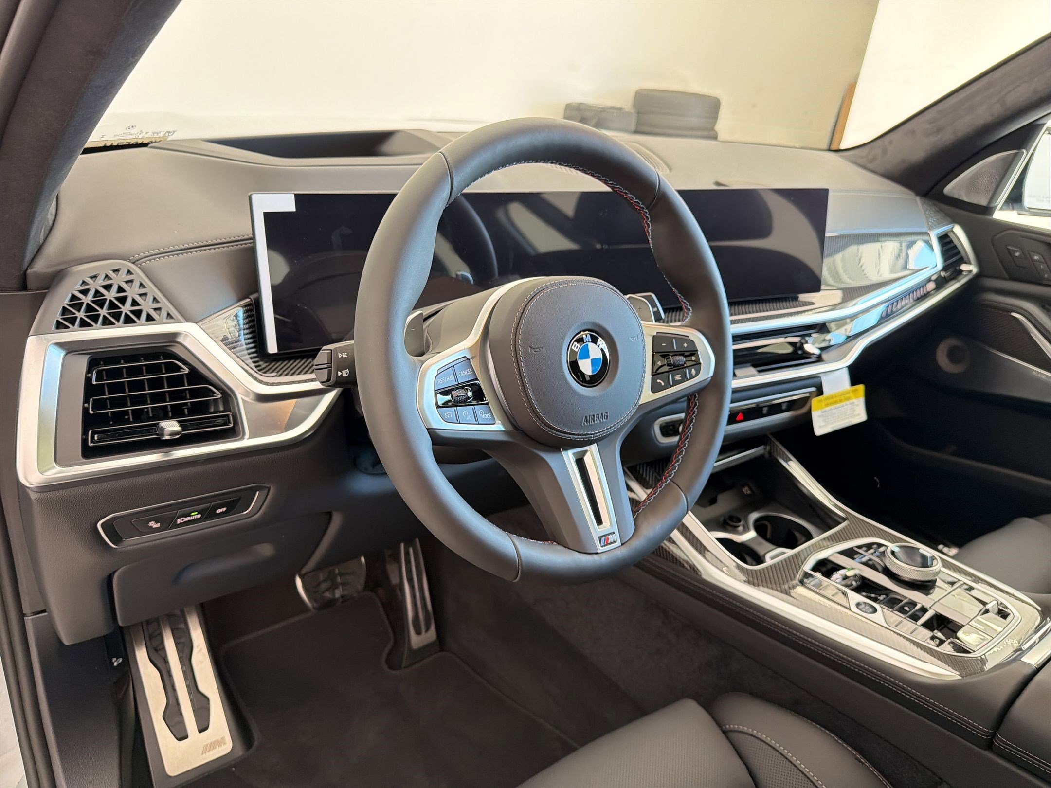 New 2027 BMW X7 M60i AWD/4WD image 4