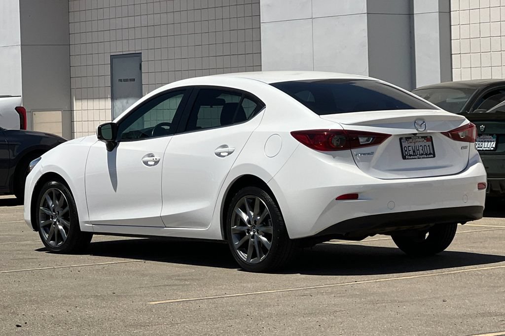 Used 2018 MAZDA MAZDA3 Touring FWD image 7
