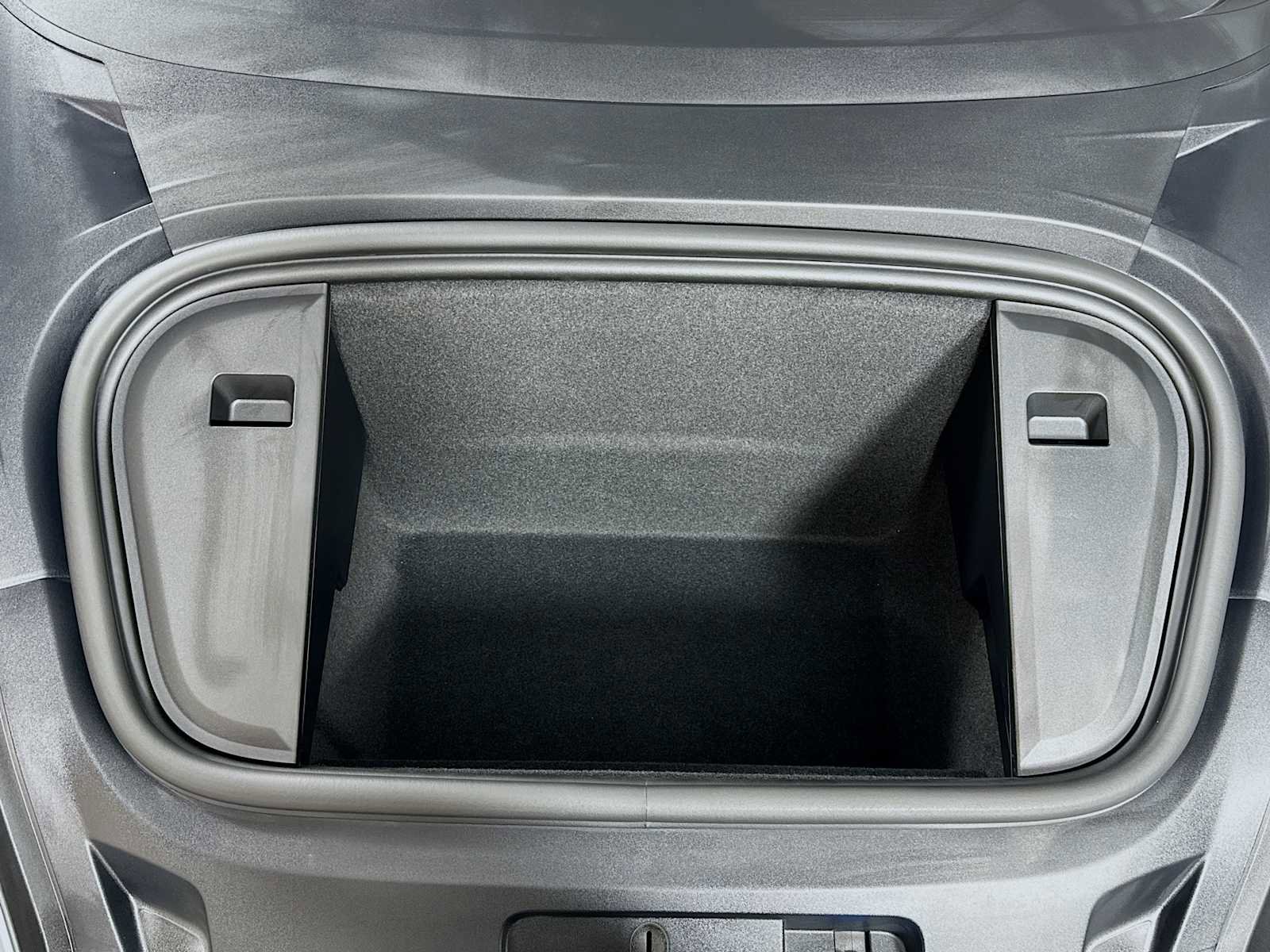 New 2026 Porsche Taycan GTS image 32