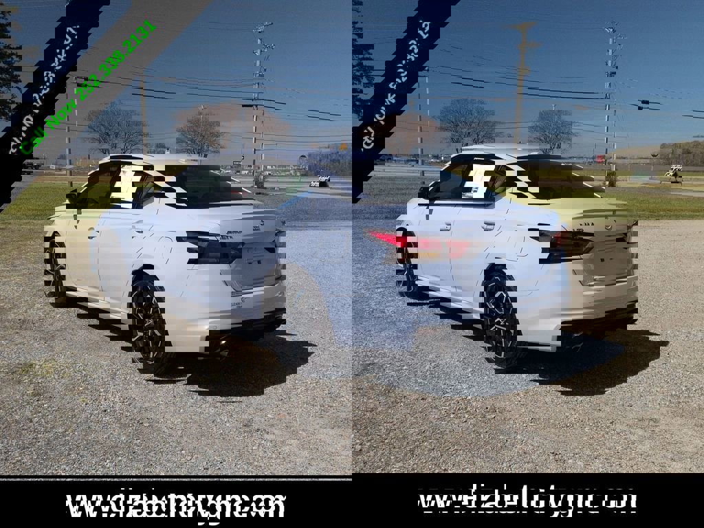 Used 2024 Nissan Altima 2.5 SR image 8