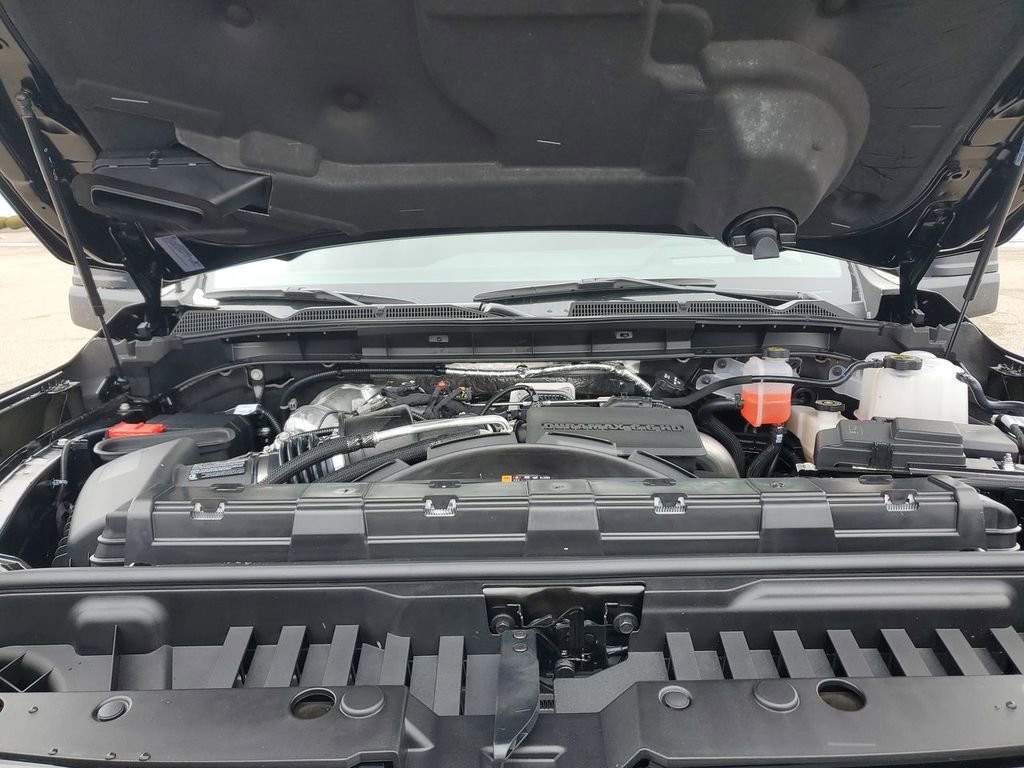 New 2025 GMC Sierra 3500 Denali w/ Denali Reserve Package image 32