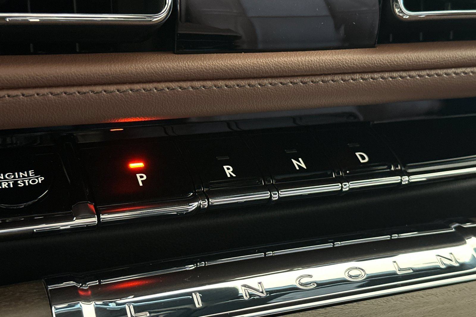 New 2026 Lincoln Aviator Reserve w/ Illumination Package RWD image 22