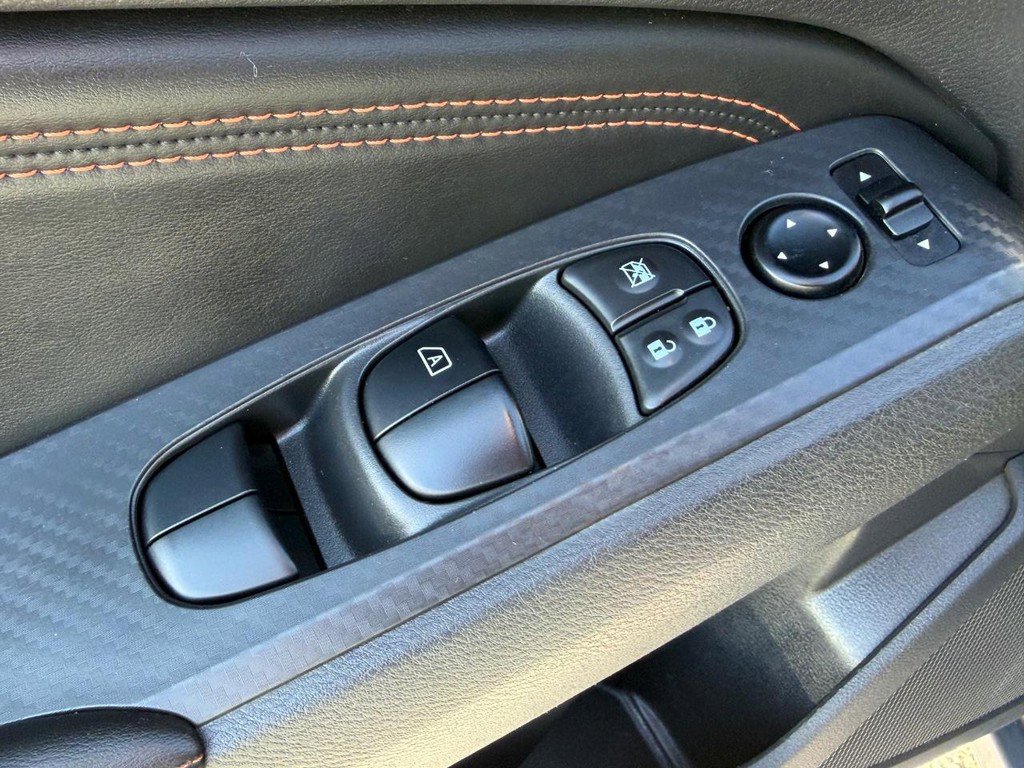 Used 2020 Nissan Altima 2.0 SR FWD image 29