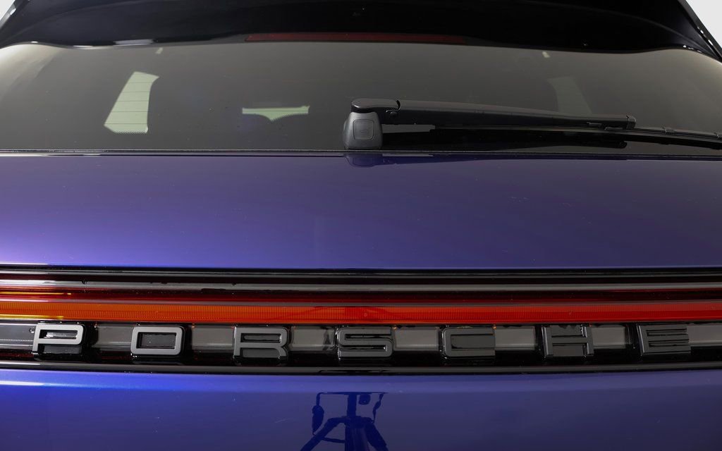 Used 2025 Porsche Macan image 15