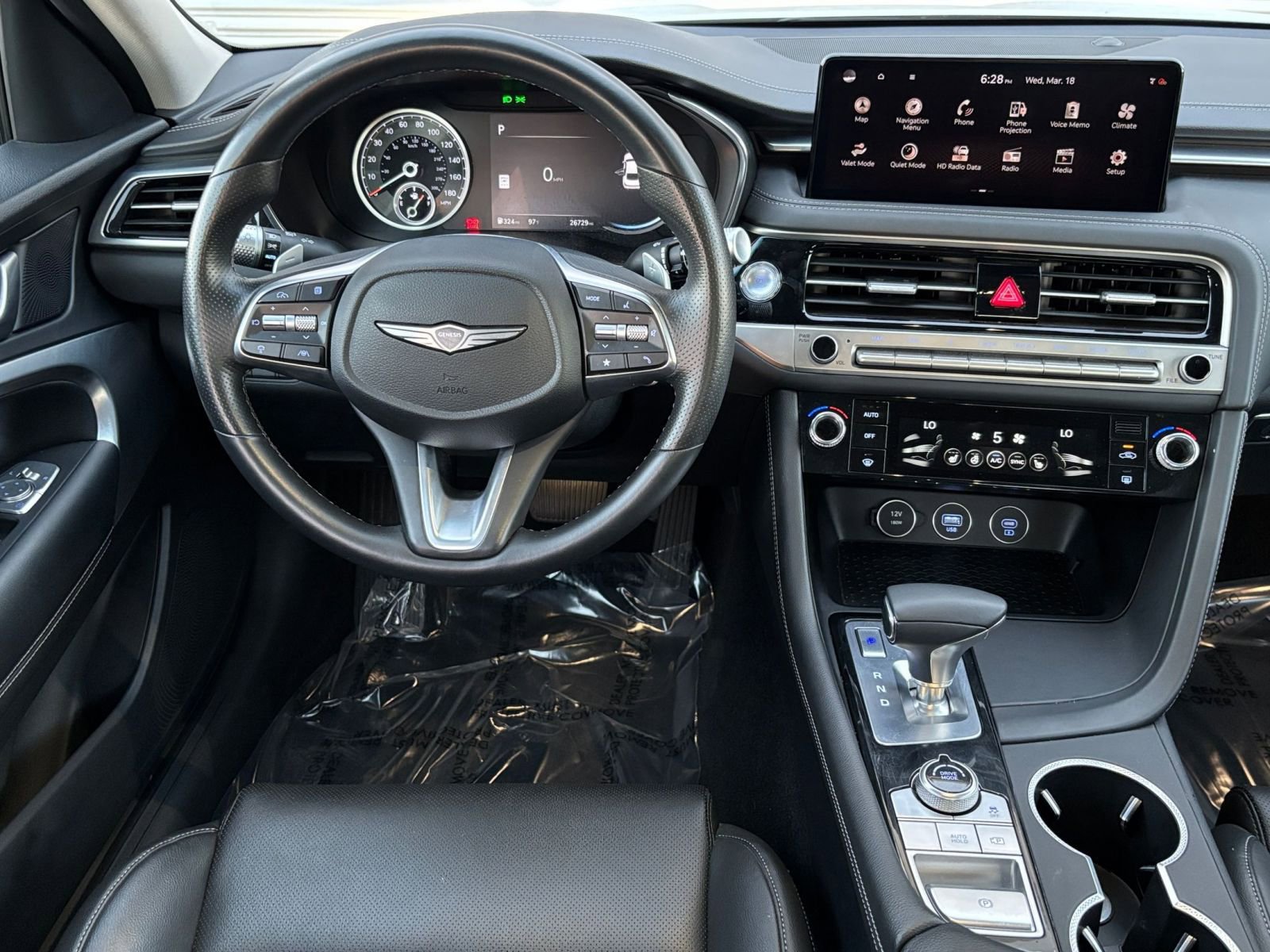 Used 2025 Genesis G70 2.5T image 36